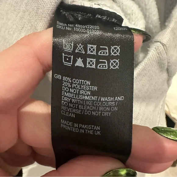 Harry Potter Store Graphic Sweatshirt - Picture 6 of 8